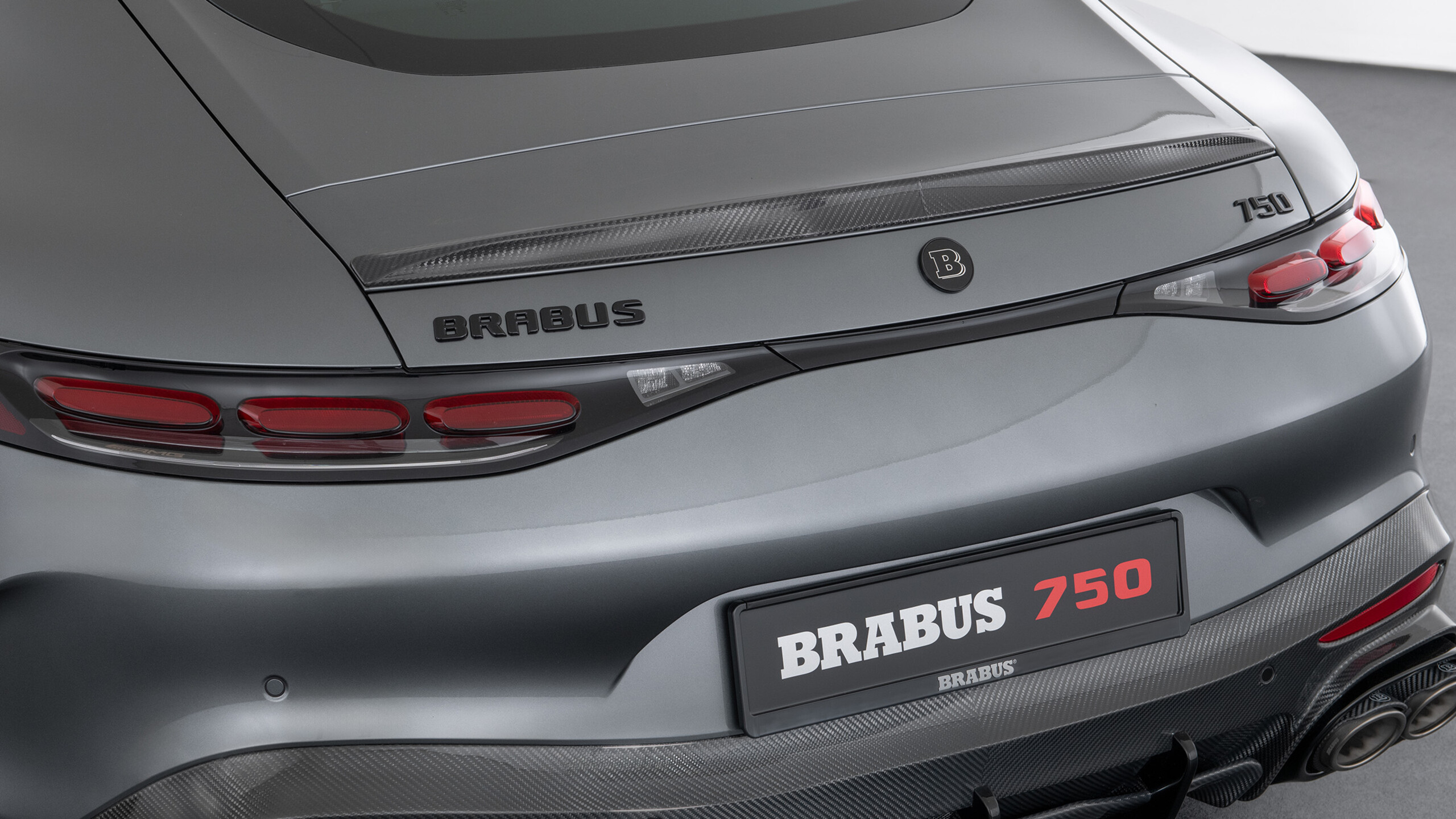Carbon rear spoiler attachment for Mercedes – C 192 – AMG GT 63