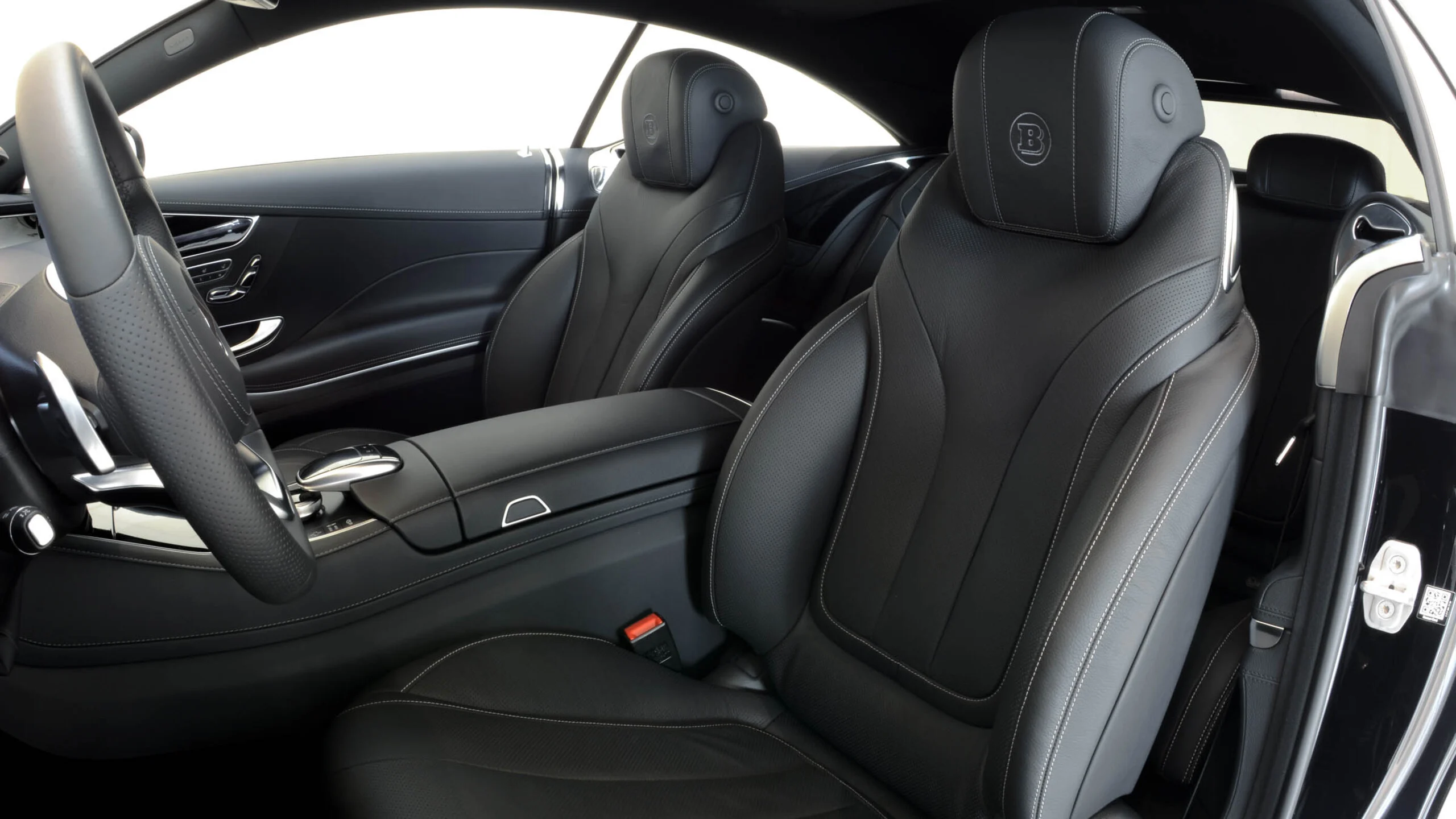 Leather/Alcantara Interior for Mercedes – C 217 – AMG S 63