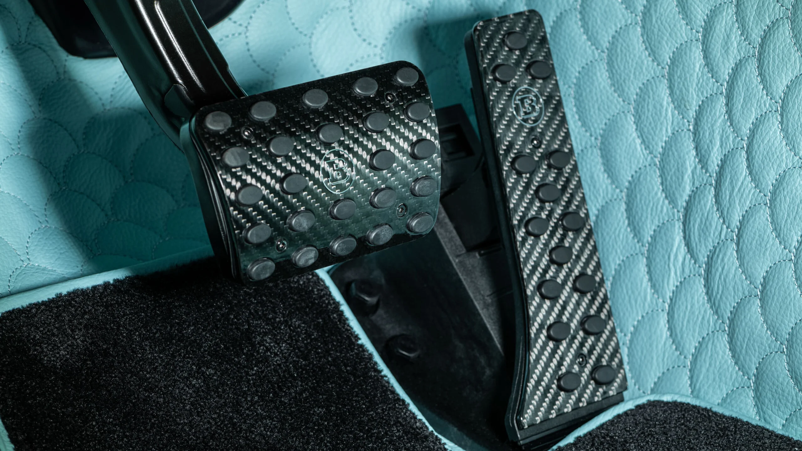 Carbon pedal pads for Mercedes – R 232 – AMG SL 63
