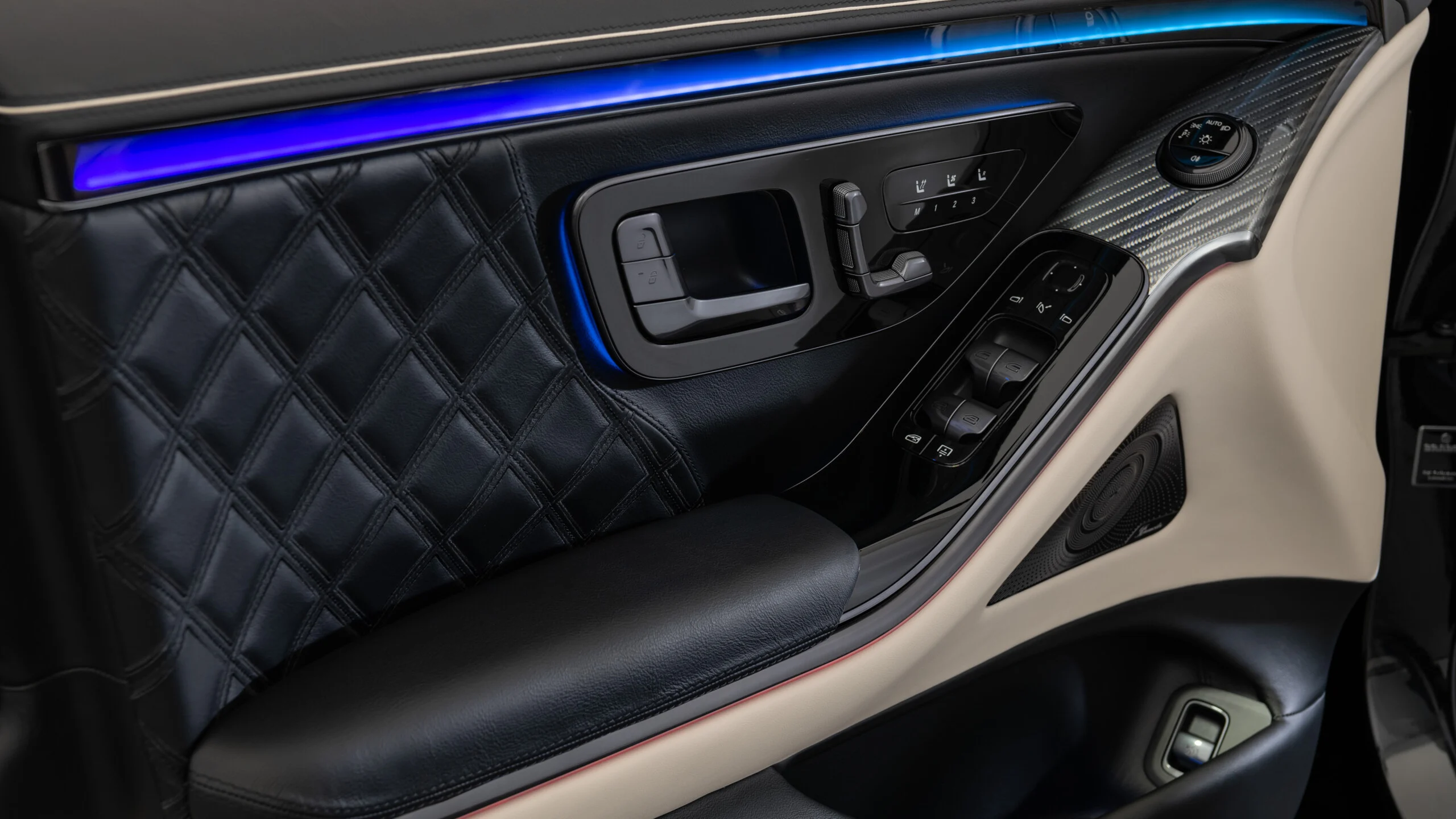 Leather door panels for Mercedes – V 223 – AMG S 63