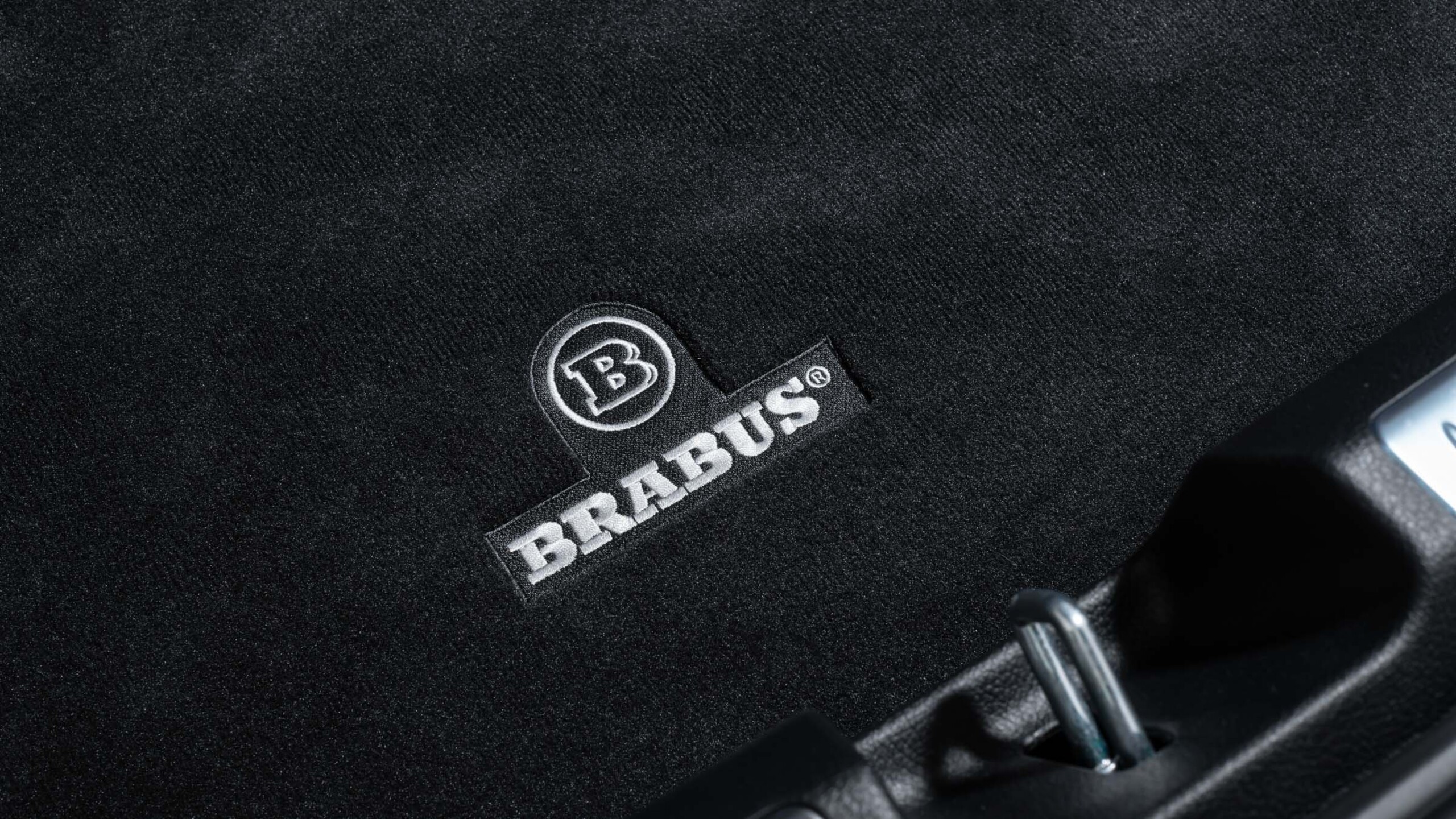 Velour trunk mat for Mercedes – V 297 – EQS