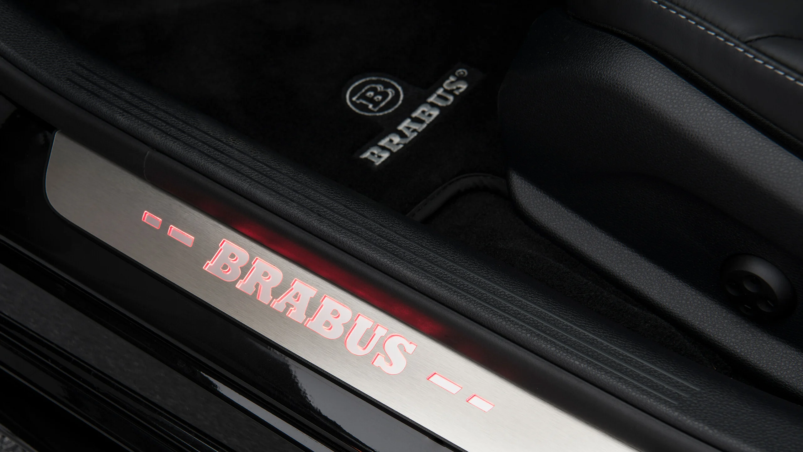 LED Entry Panels for Mercedes – W 447 – V 300 FROM 07/2024 | AMG Line