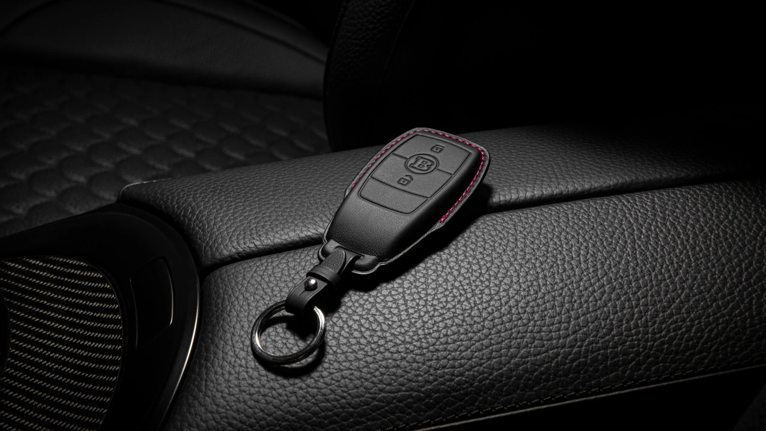 Leather key cover black – red for Mercedes – X 167 – Maybach GLS 600