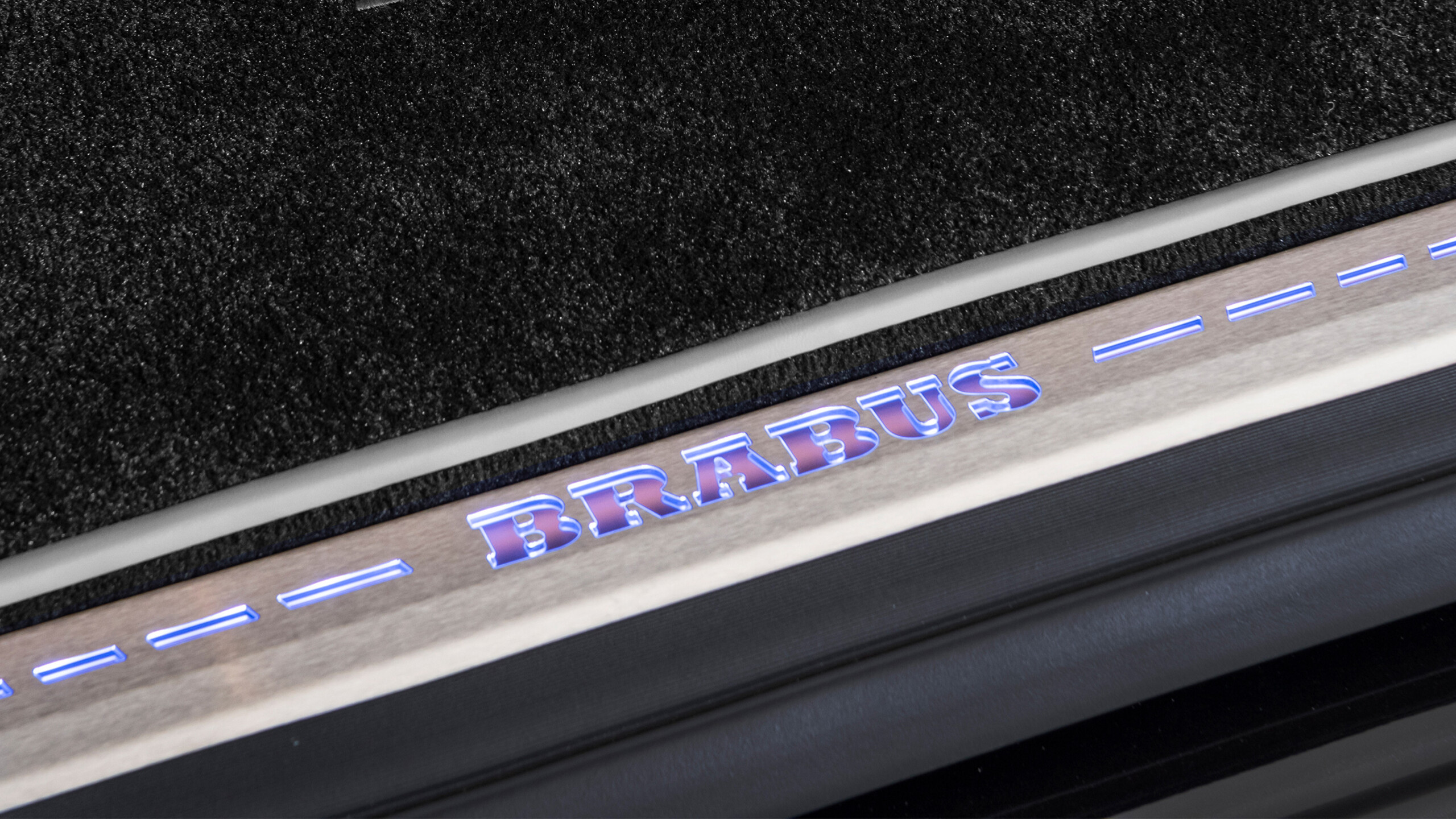 RGB Entry Panels back door for Mercedes – W 465 – G 450 – G 500
