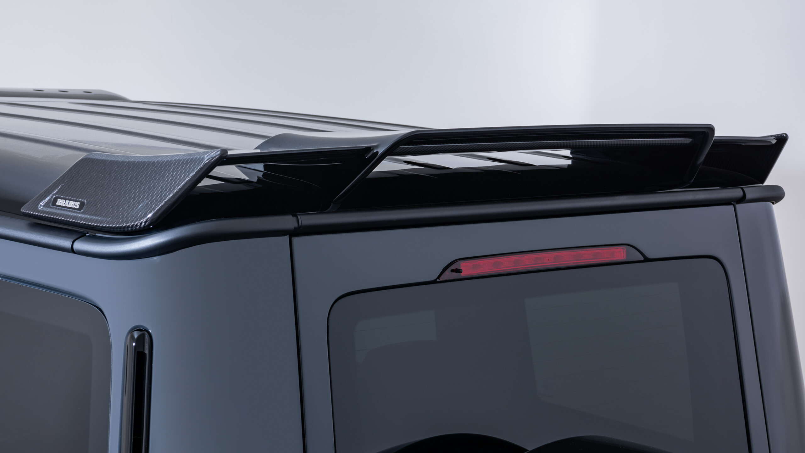 Rear spoiler with carbon inserts for Mercedes – W 463A – G 350 – G 500