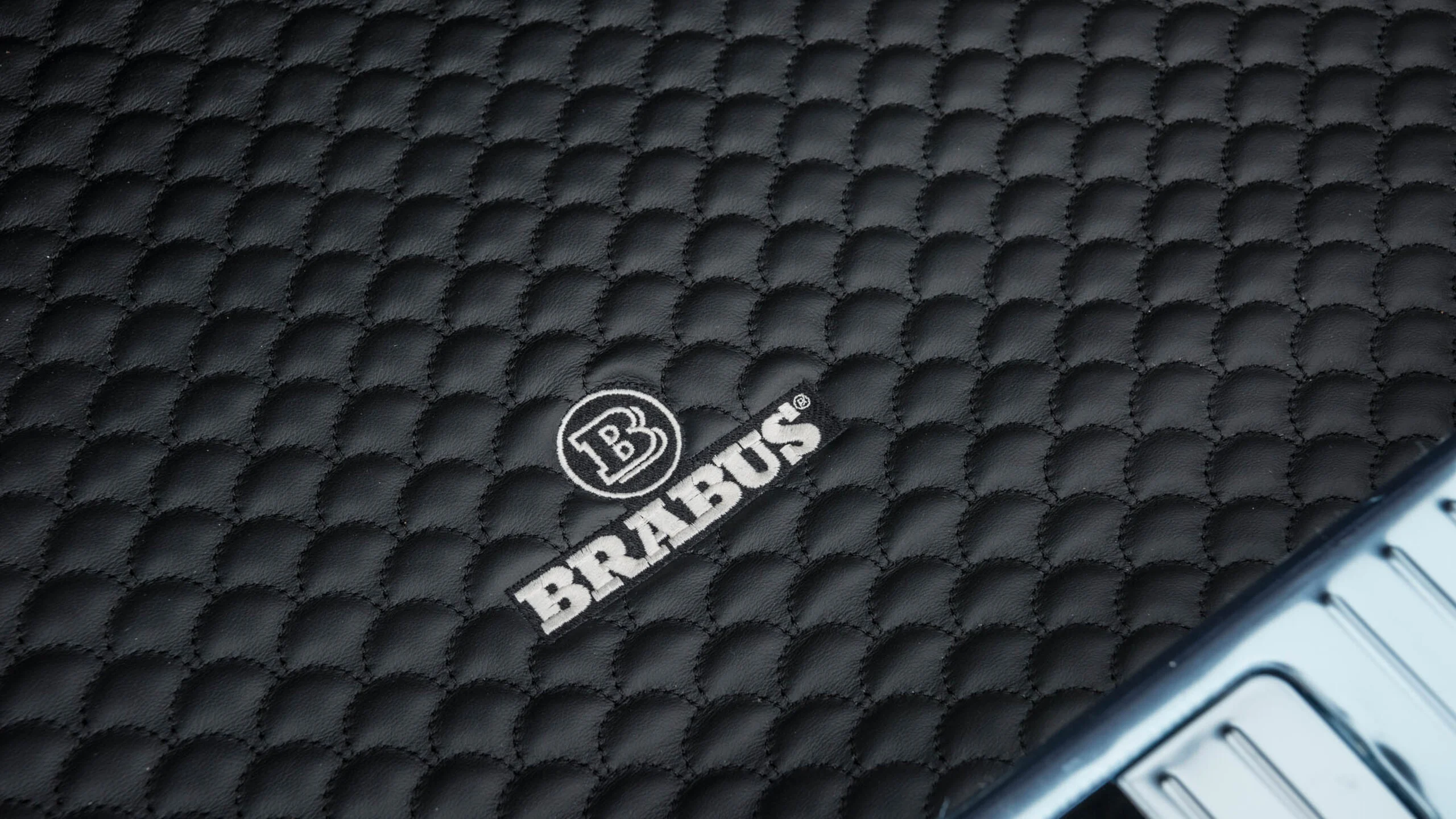 Leather trunk quilted for Mercedes – W 463A – G 350 – G 500