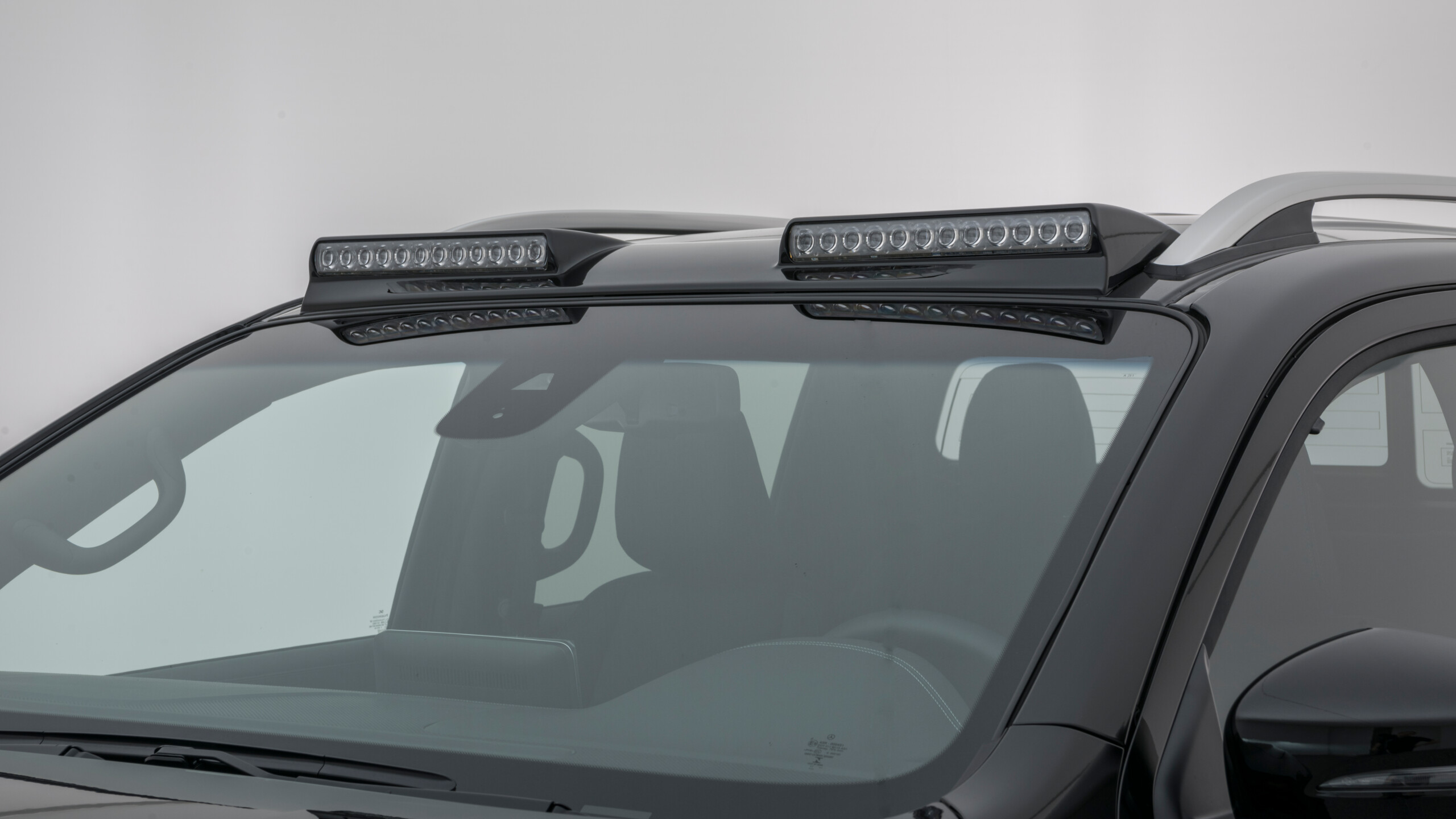 Roof attachment for Mercedes – W 470 – X 250 - X 350