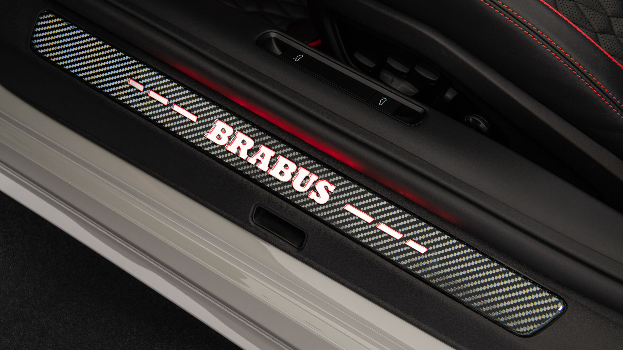 Carbon Entry Panels BRABUS based on Porsche 911 Turbo