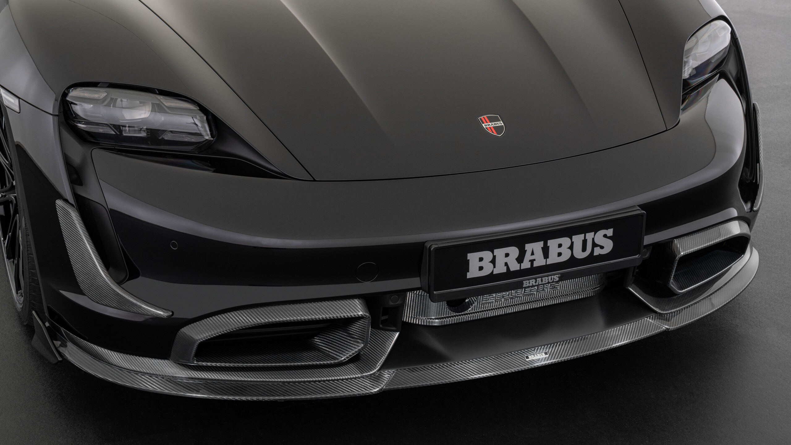 Carbon Frontspoiler BRABUS based on Porsche Taycan