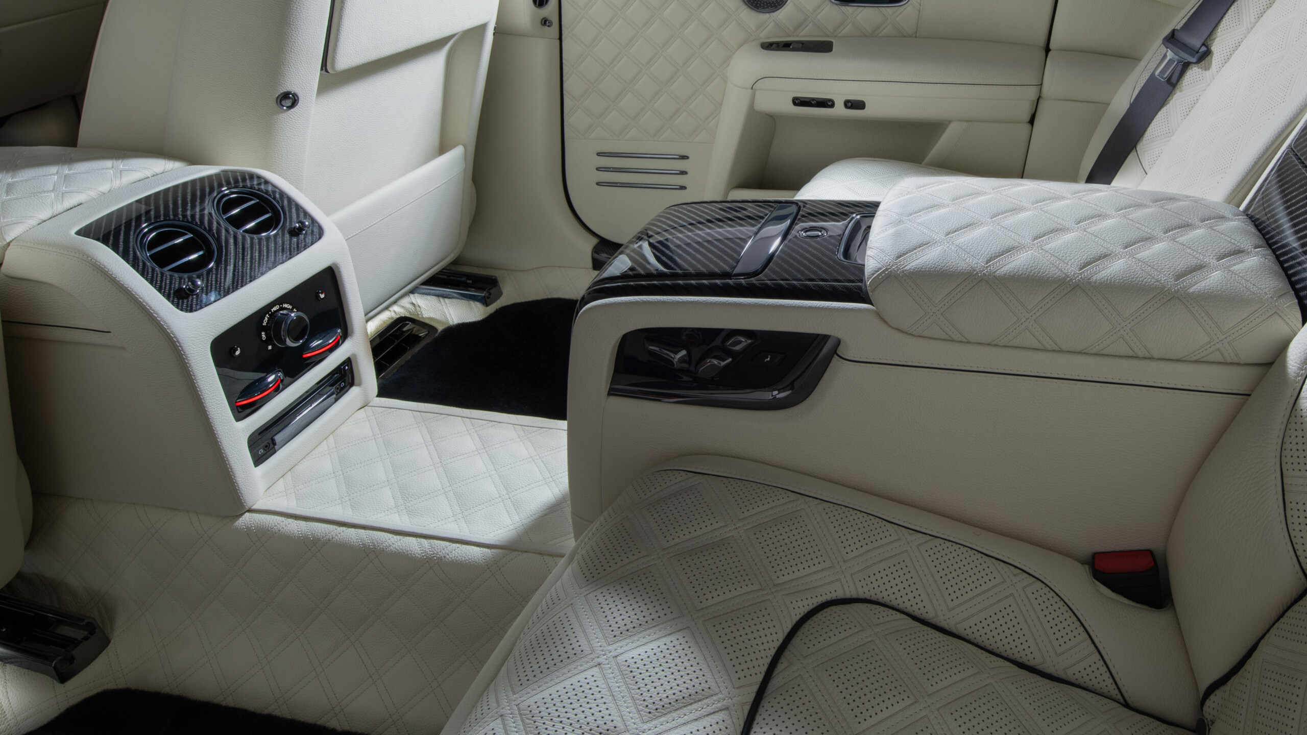 Leather business console including armrest BRABUS based on Rolls – Royce Ghost