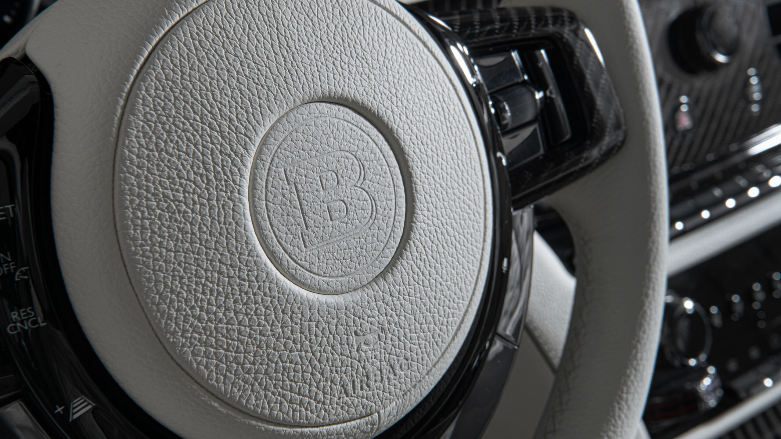 Leather steering wheel airbag BRABUS based on Rolls – Royce Ghost