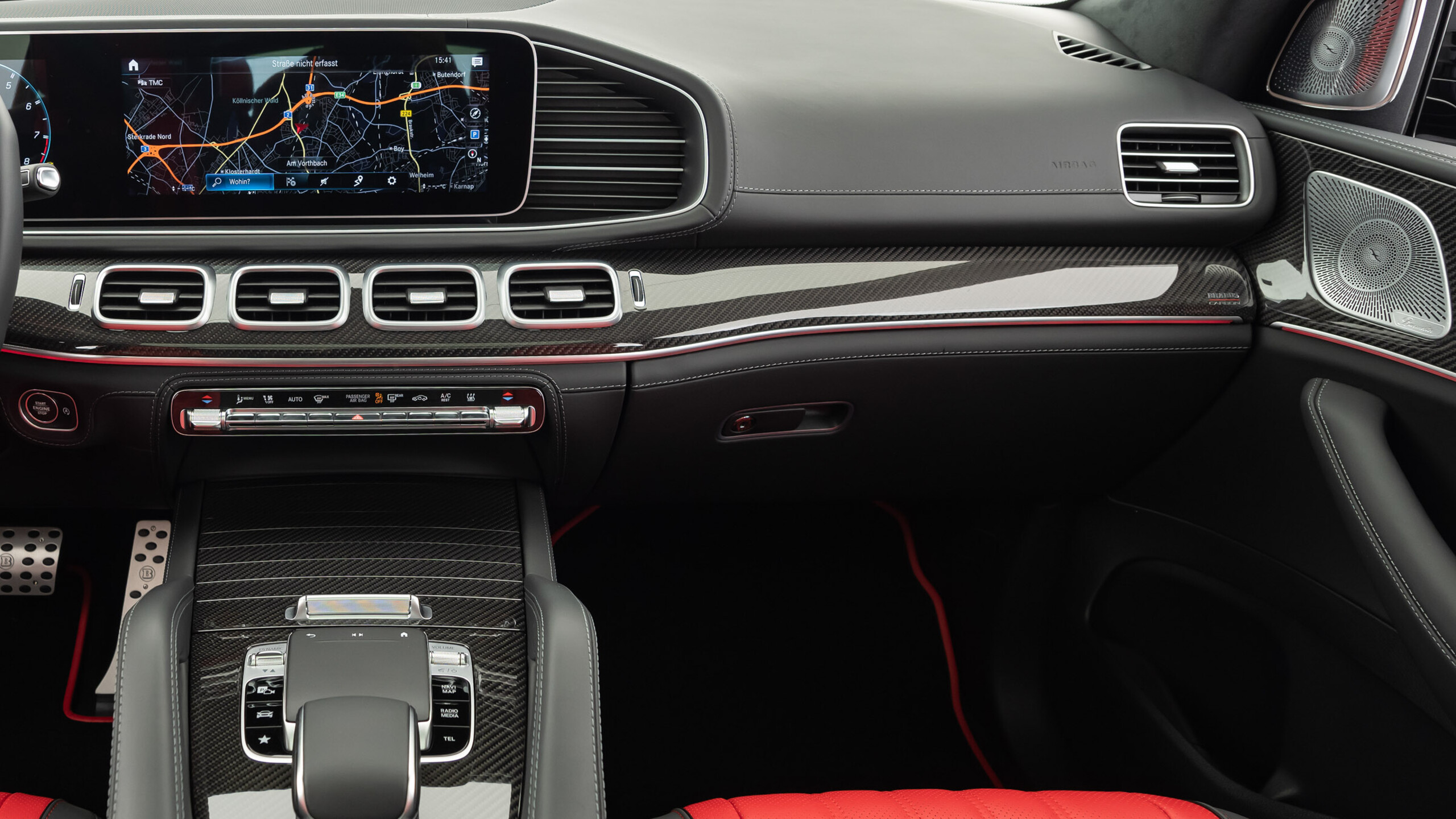 Leather lower section of dashboard for Mercedes – V 167 – AMG Line