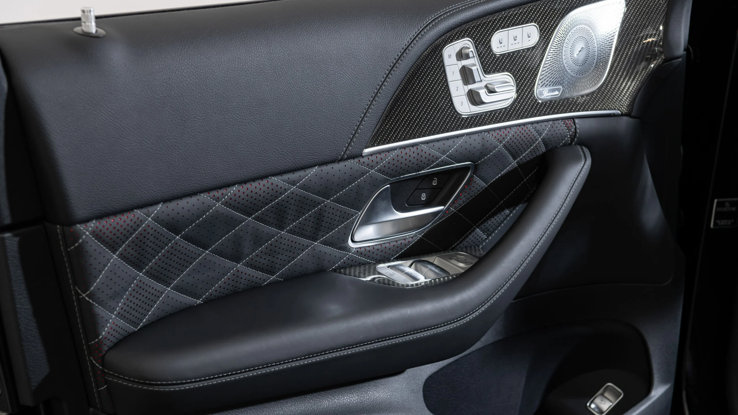 Leather door panels for Mercedes – X 167 – AMG Line