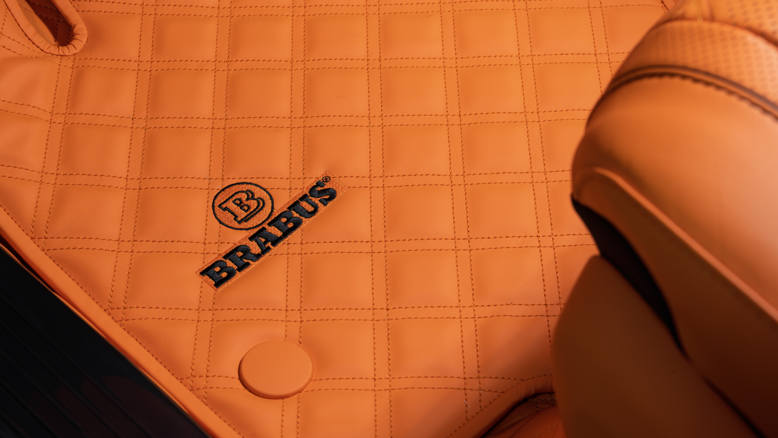 Leather floor mat quilted for Mercedes – X 167 – Maybach GLS 600