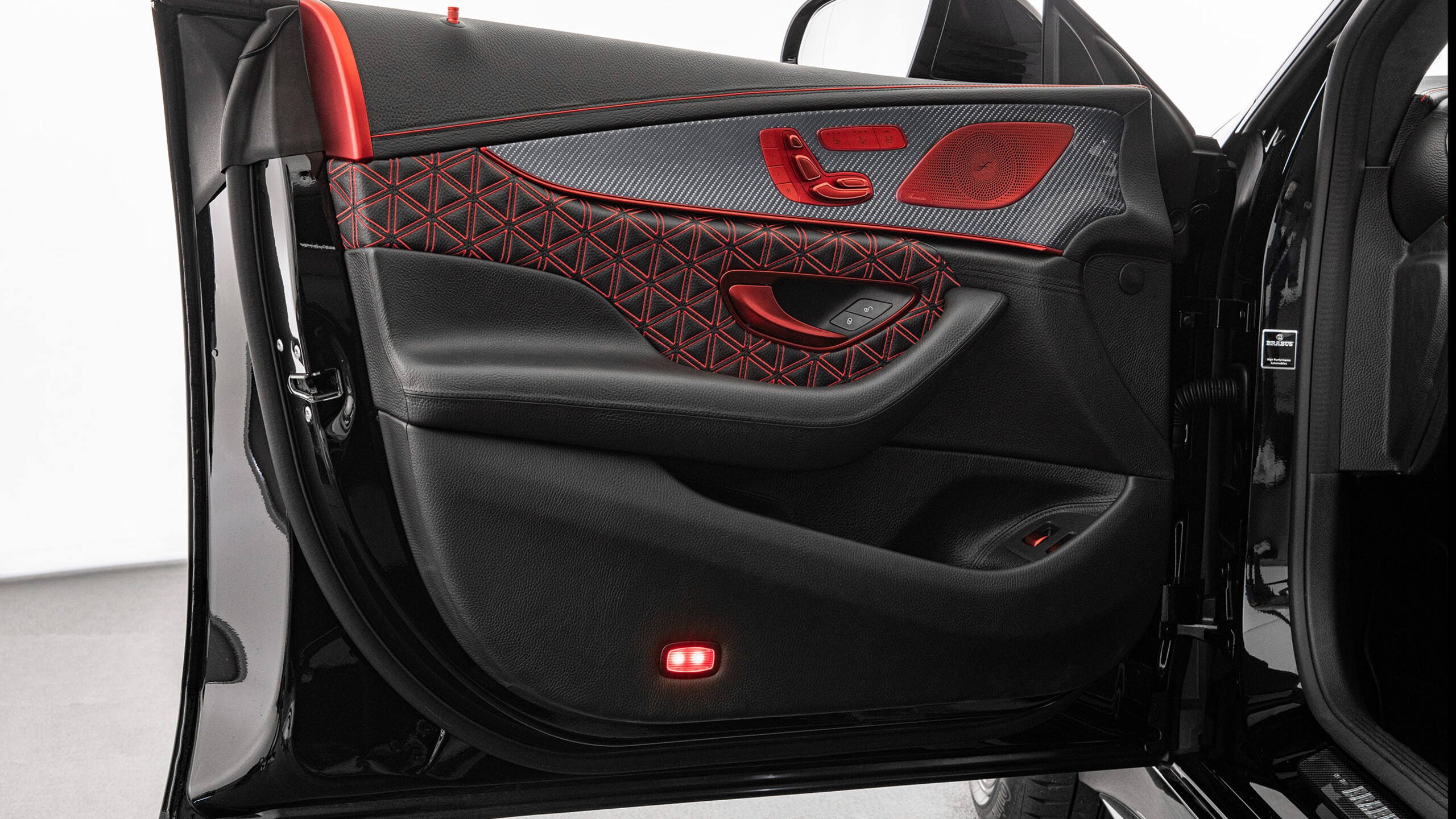 Leather door panels for Mercedes – X 290 – AMG GT 63 Facelift
