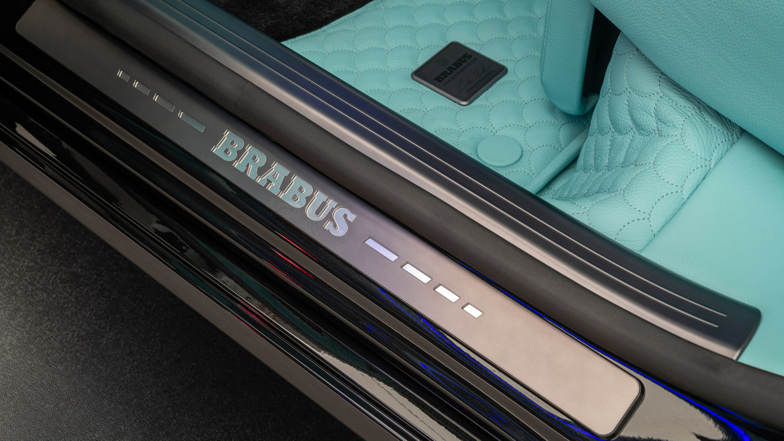 RGB Entry Panels for Mercedes – Z 223 – Maybach S 580 / S 680