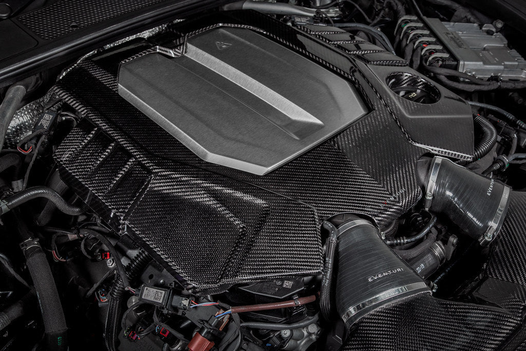 Carbon Fiber Engine Cover for AUDI C8 RS6 / RS7 thumbnail 2