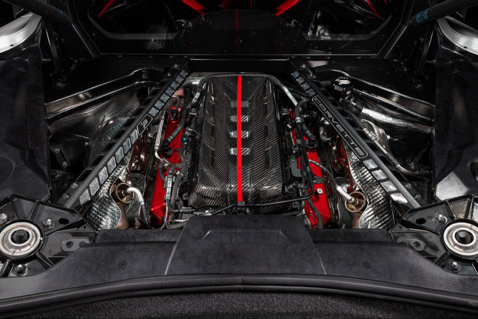 Eventuri Carbon Fiber Engine Cover for CHEVROLET Corvette (C8) Stingray thumbnail 2