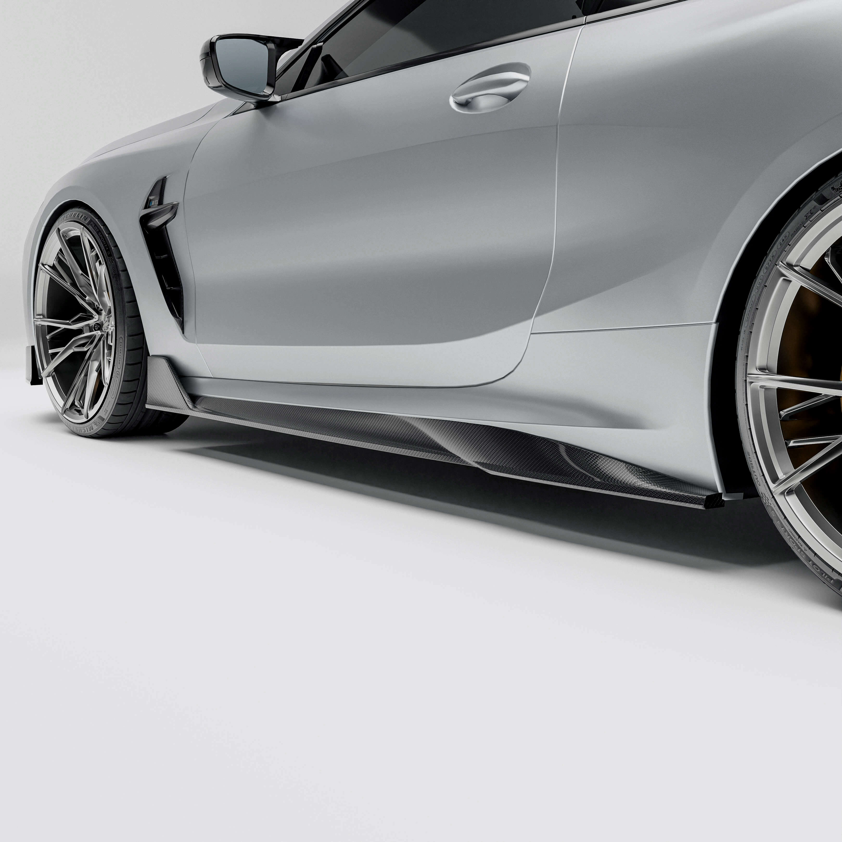 Карбонові бічні пороги для BMW F91 F92 M8 G14 G15 thumbnail 2