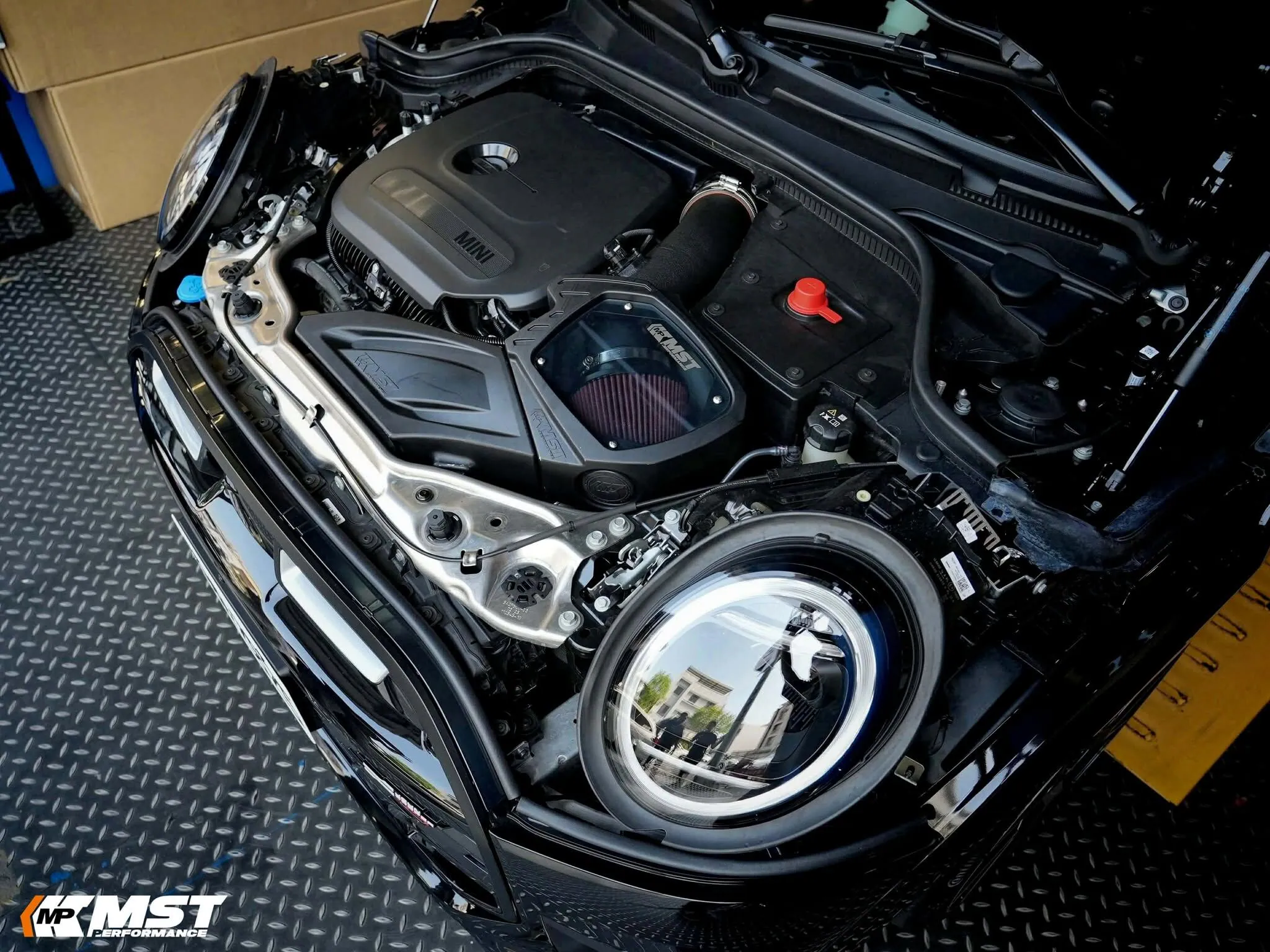 MST Performance система холодного впуску для BMW F7X 120/M135/M235 (BW-MIU02) thumbnail 9