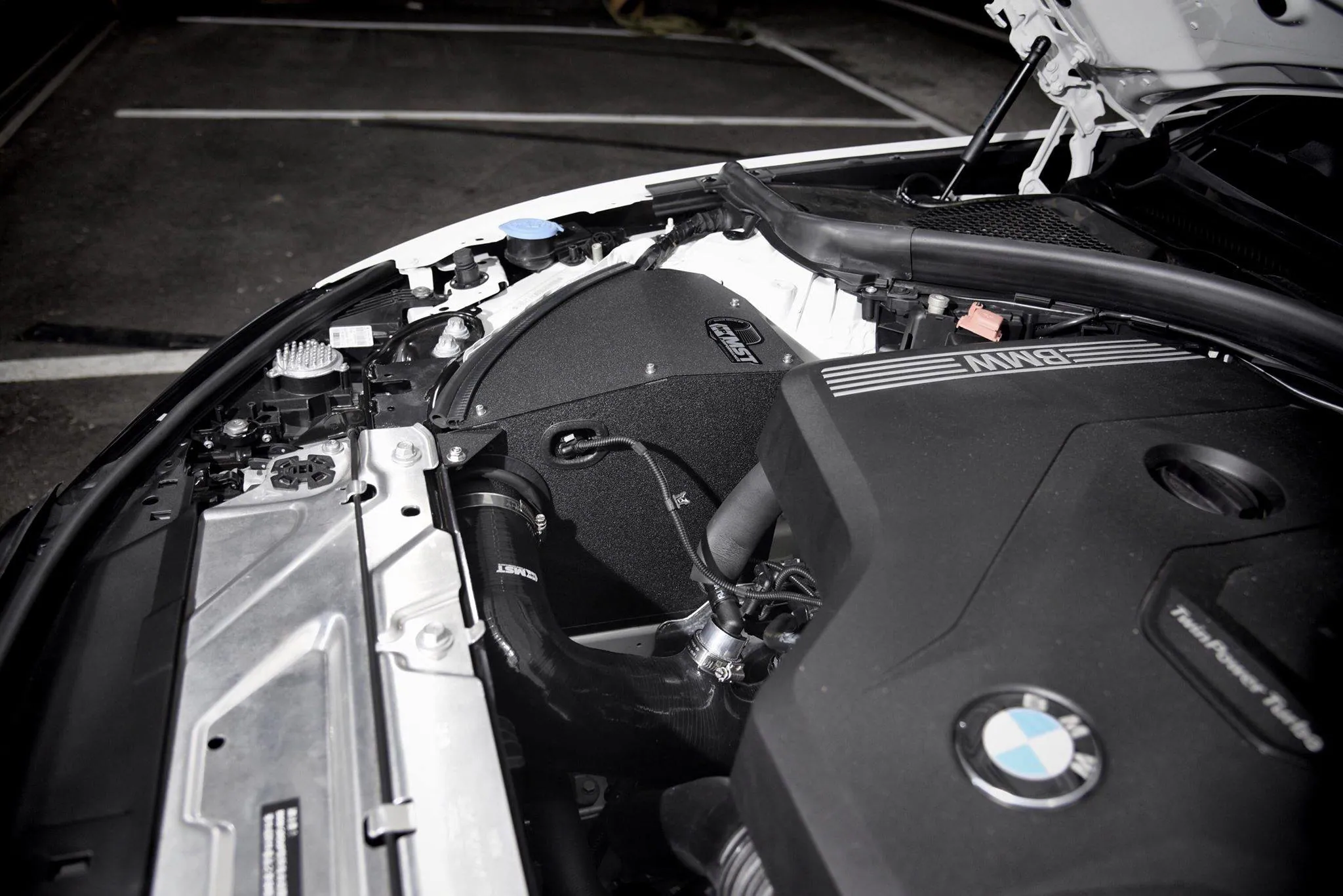 MST Performance система холодного впуску для BMW 330i G20 B48 2.0L (BW-B4802) thumbnail 6