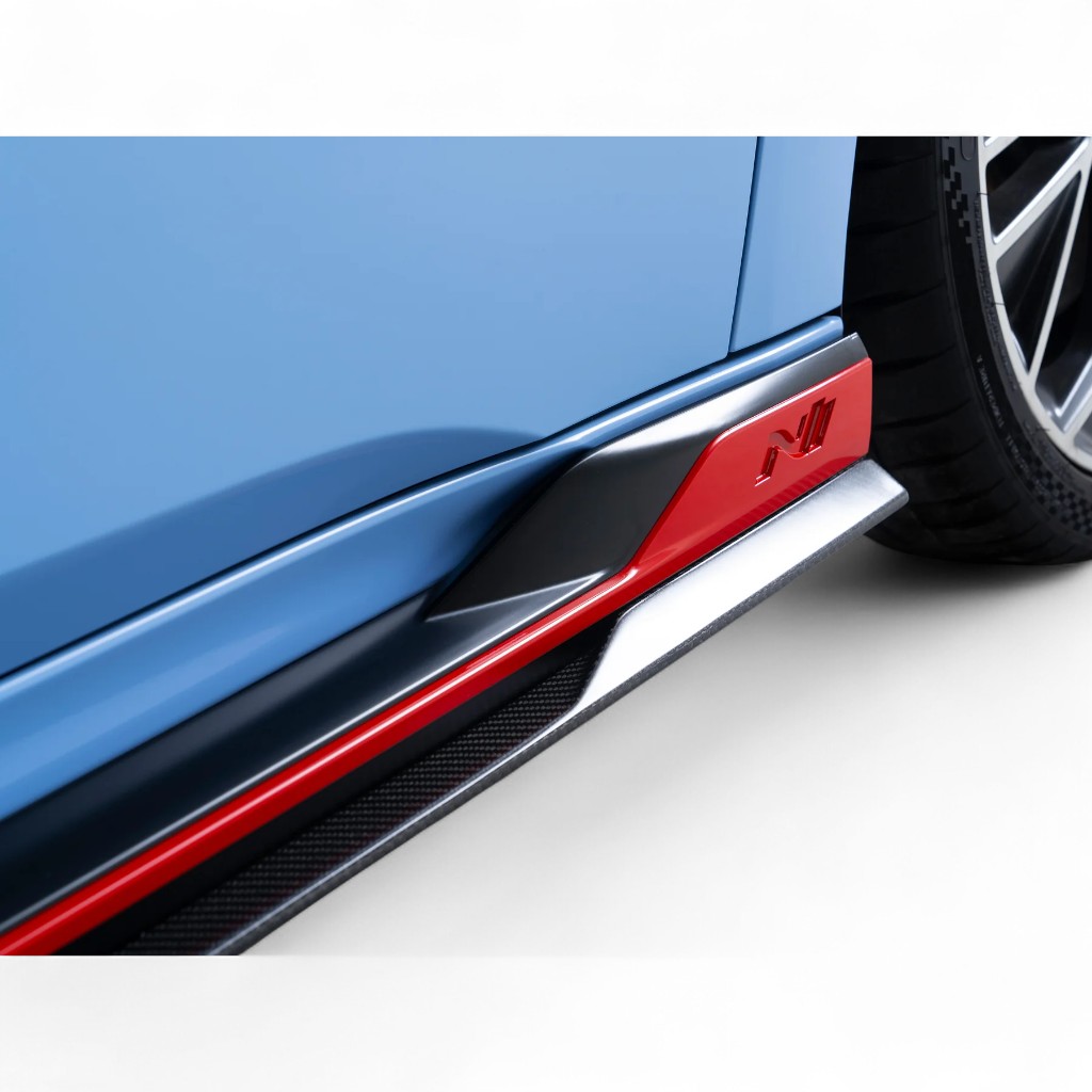 ADRO A10A40-1401 Бічні пороги для HYUNDAI Elantra N 2022-2023