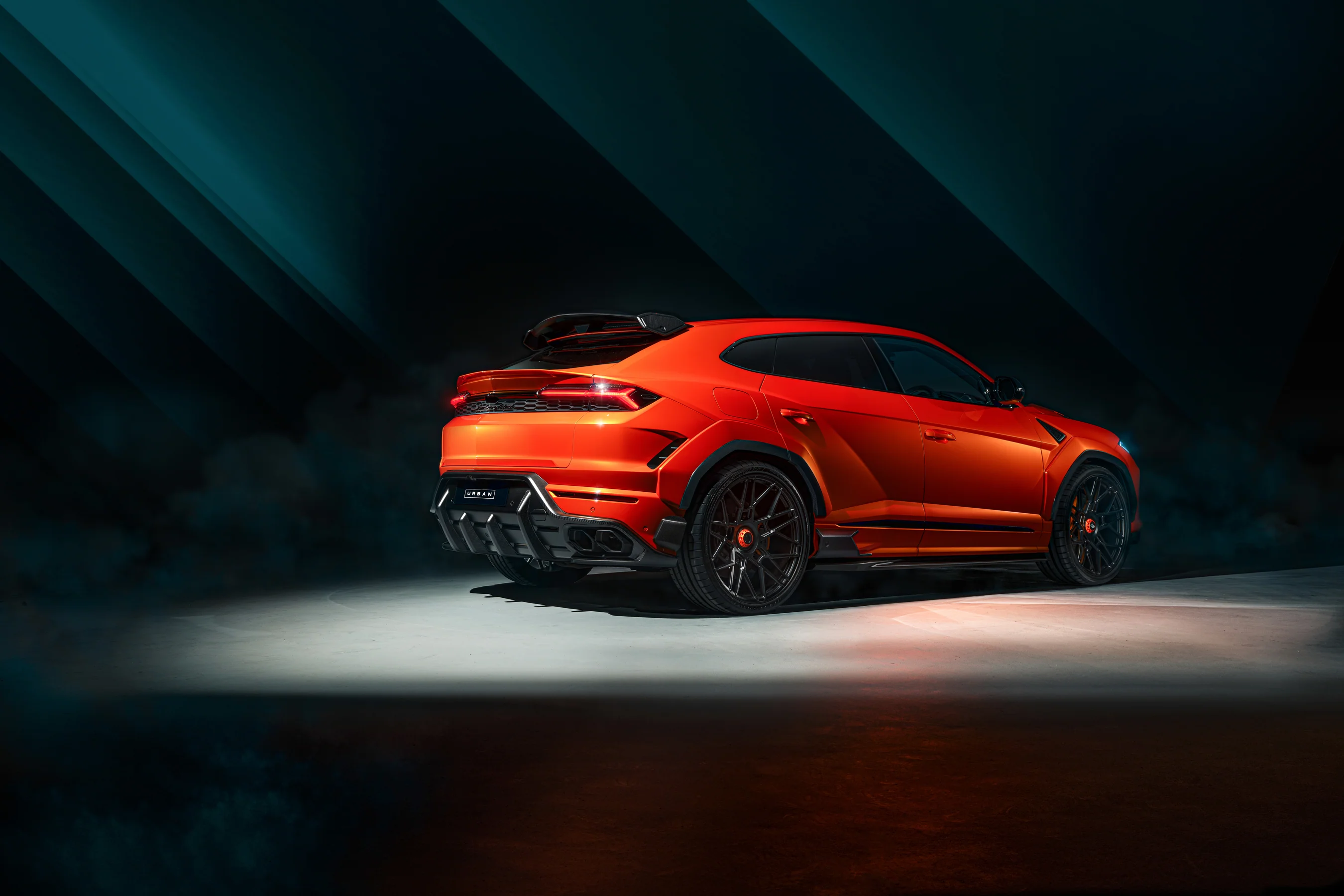 Urus SE - Rear Spoiler Assembly - Visual Carbon Fibre thumbnail 9