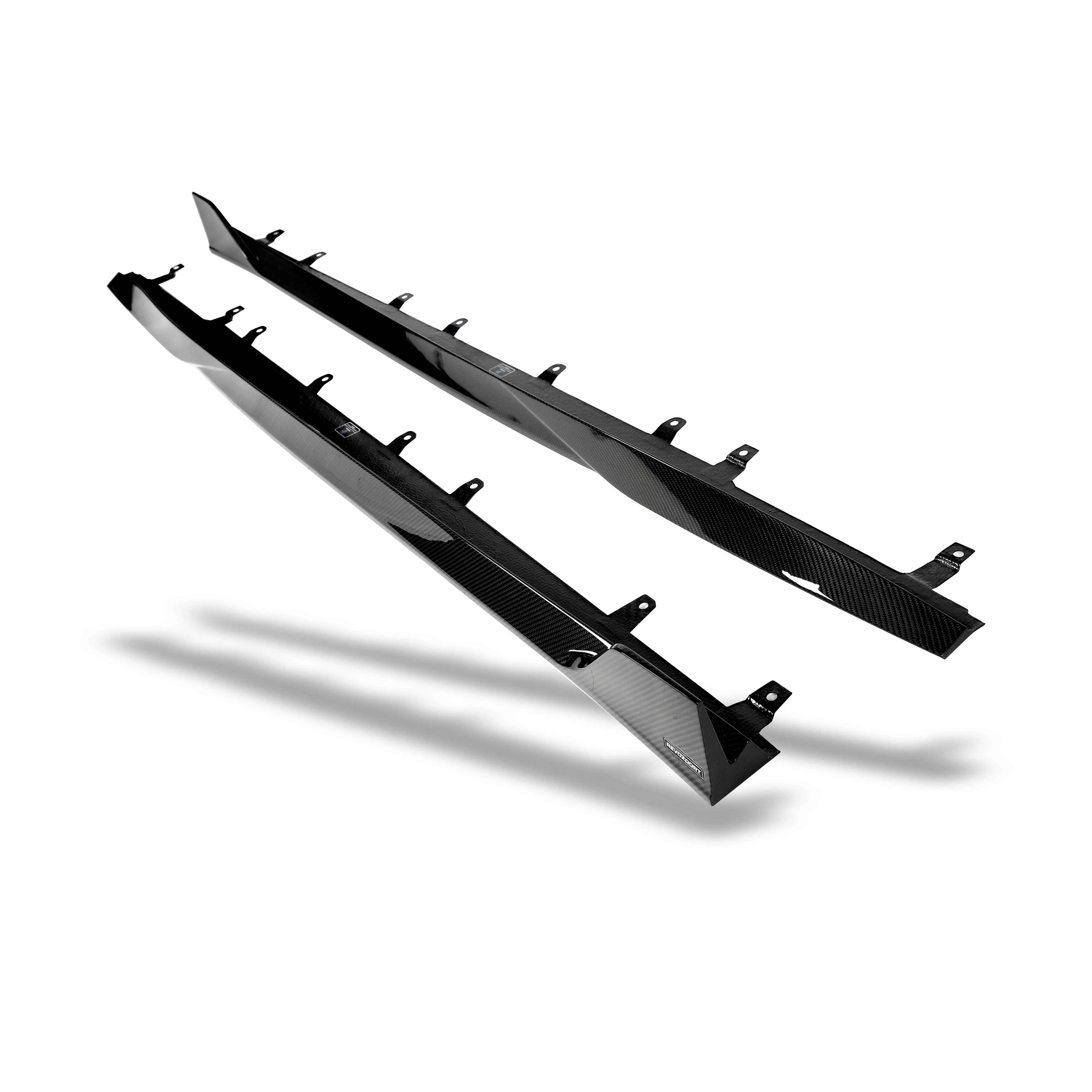 Карбонові бічні пороги для BMW F91 F92 M8 G14 G15 thumbnail 4