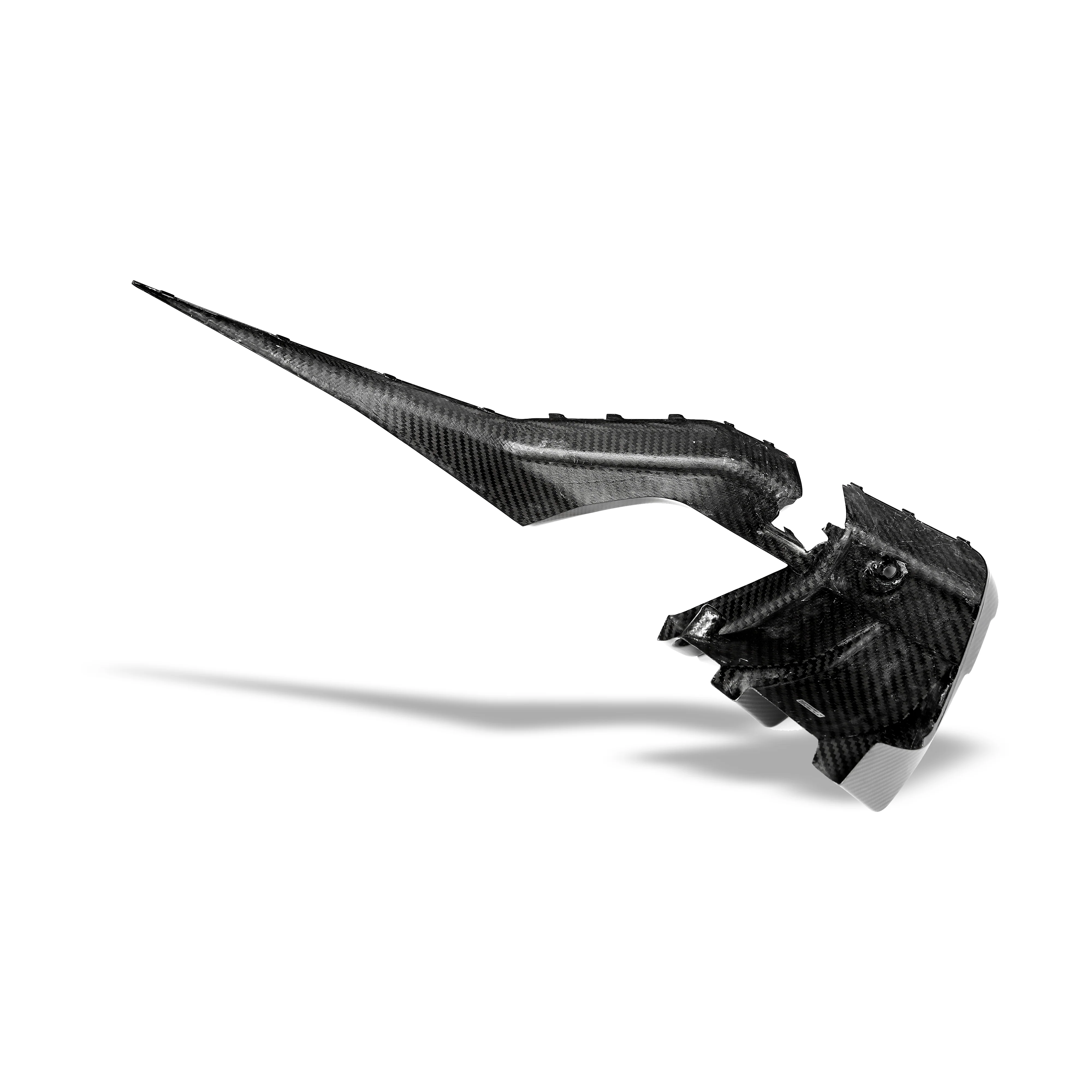 Carbon Fiber Rear Diffuser for BMW M5 G90 Sedan G99 Touring thumbnail 8