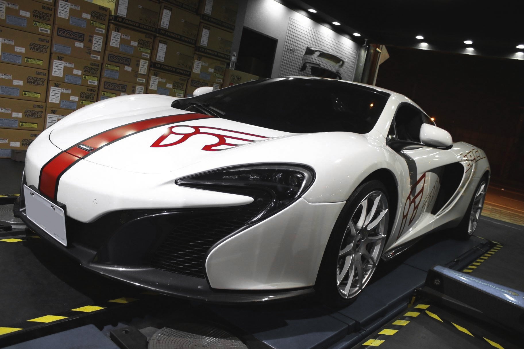 Вихлопна система McLaren 650S (Titanium)