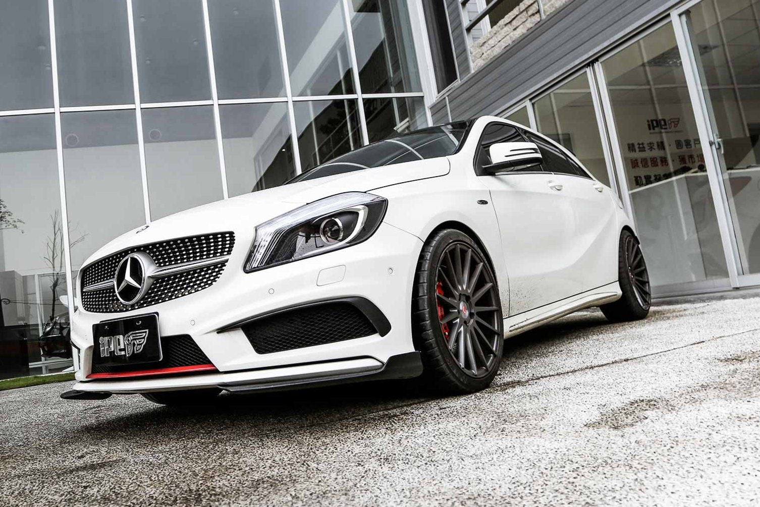 Mercedes-Benz A250 (W176) Exhaust System