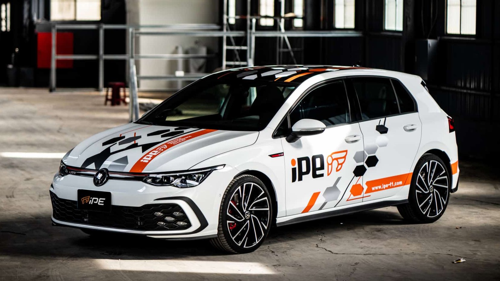 Вихлопна система Volkswagen Golf GTi (Mk8)
