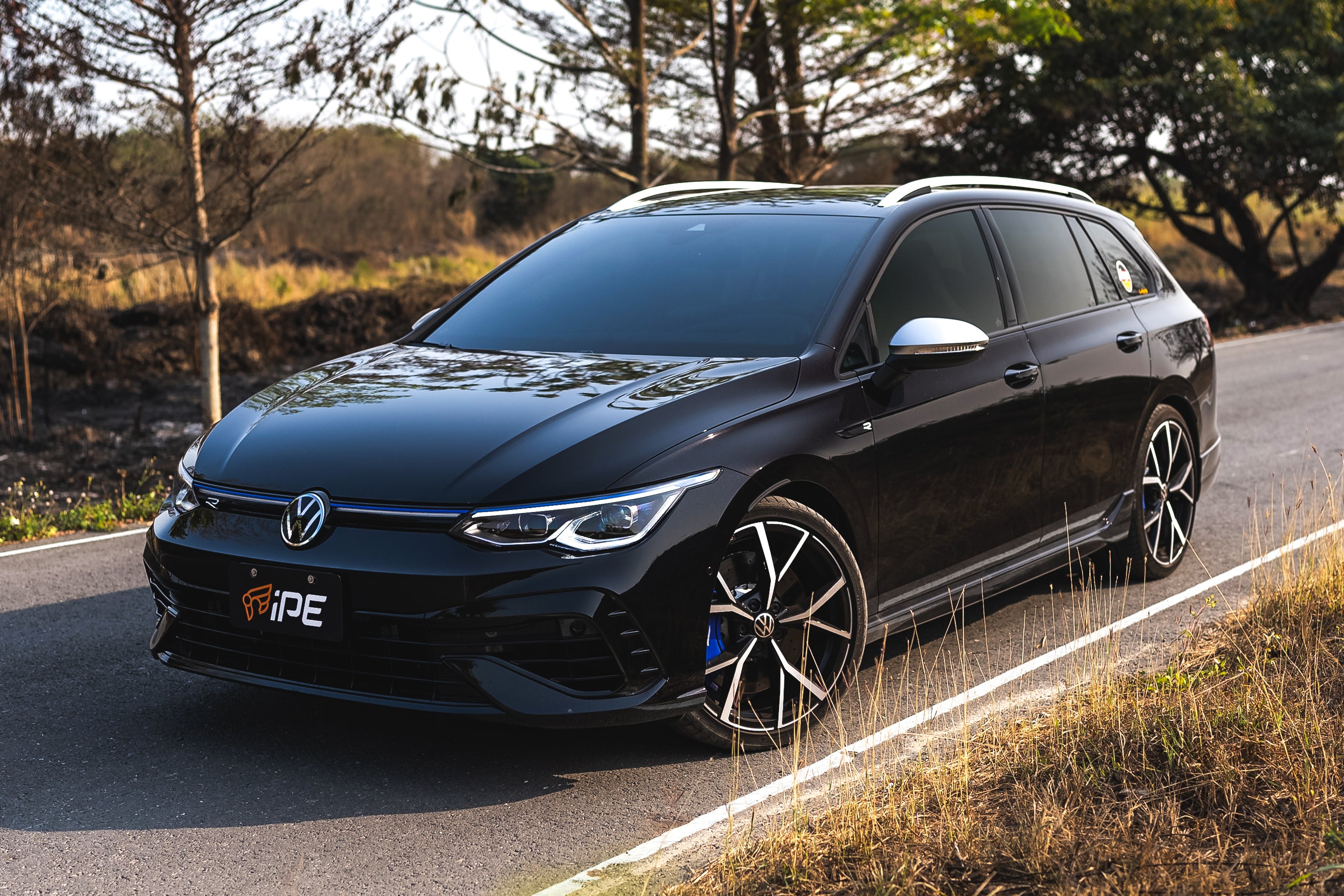 Вихлопна система Volkswagen Golf R Variant (Mk8)