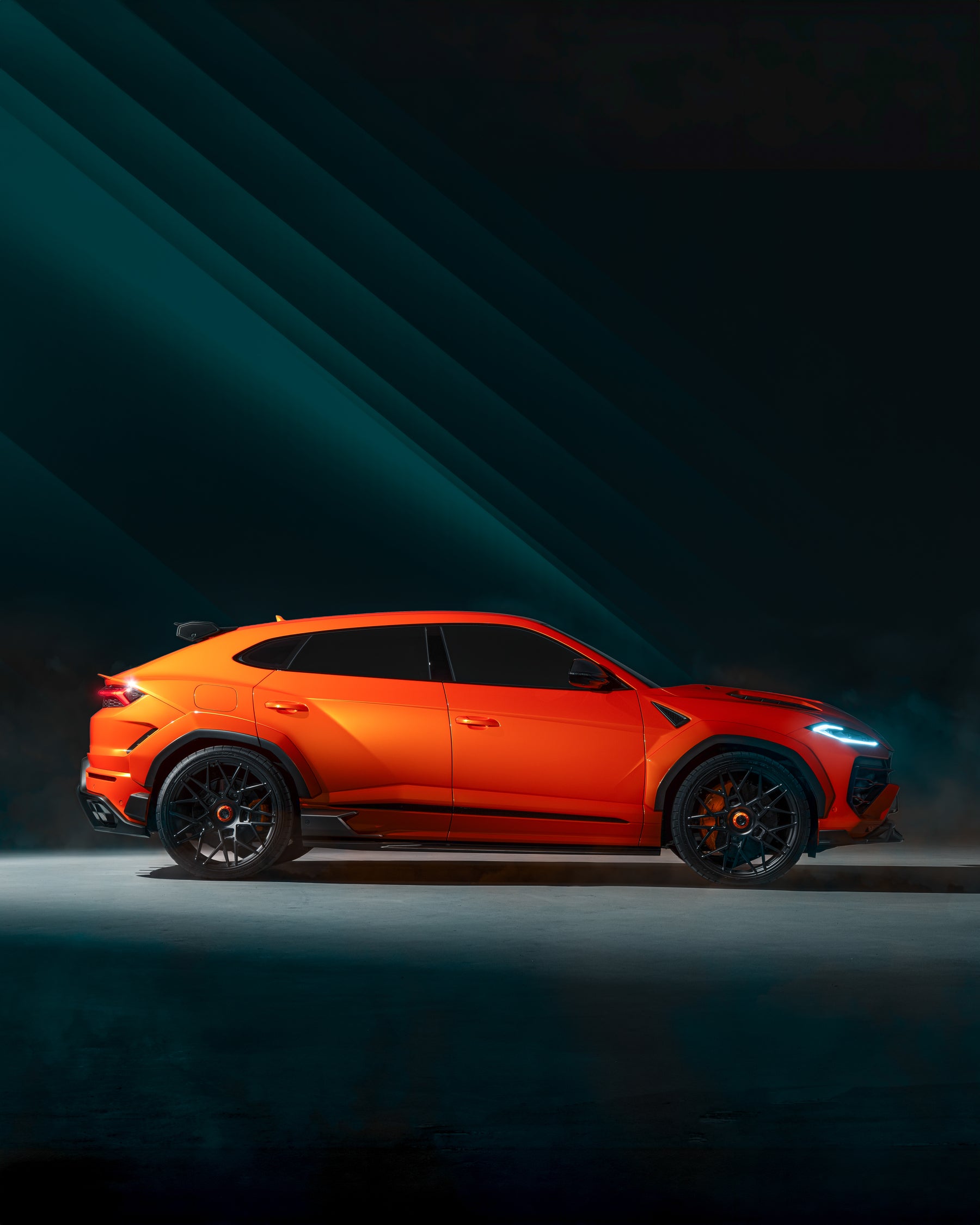 Urus SE - Carbon Fibre Bonnet Assembly thumbnail 6