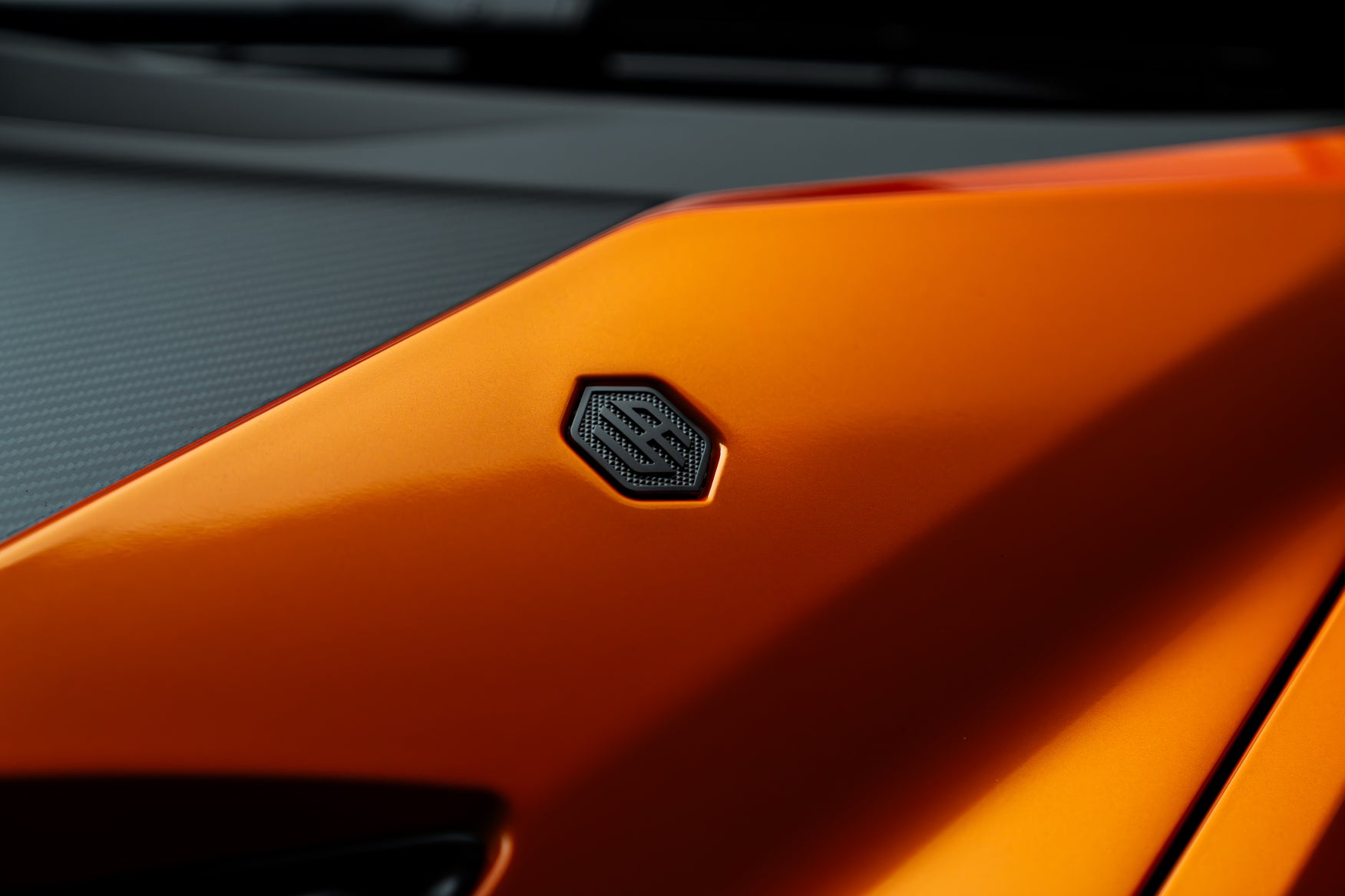 Urus SE - Side Vent Overlay - Visual Carbon Fibre - Side Vents thumbnail 7